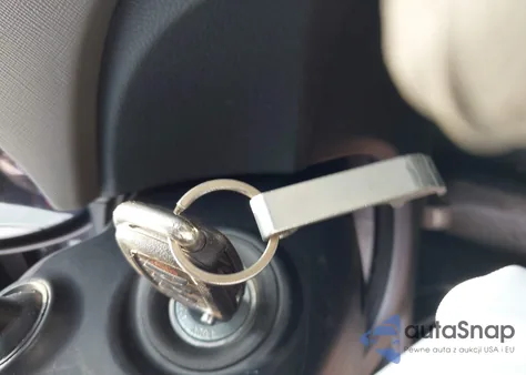 2017 Hyundai Santa Fe Sport 2.4L из США, поврежденный, VIN 5XYZTDLB8HG442372